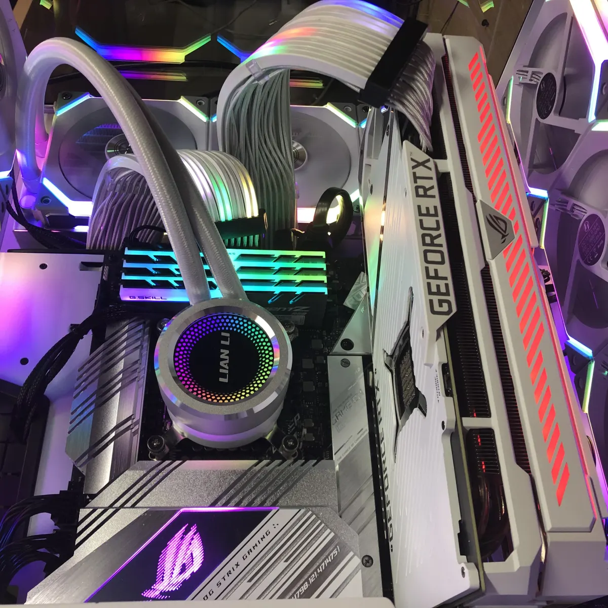 Config blanche RTX, watercooling AIO
